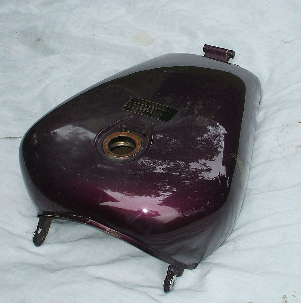 Honda magna store 750 gas tank