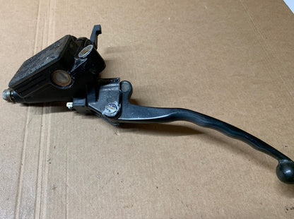 1983 Honda VF750 Magna Clutch Master Cylinder W Lever 82 83